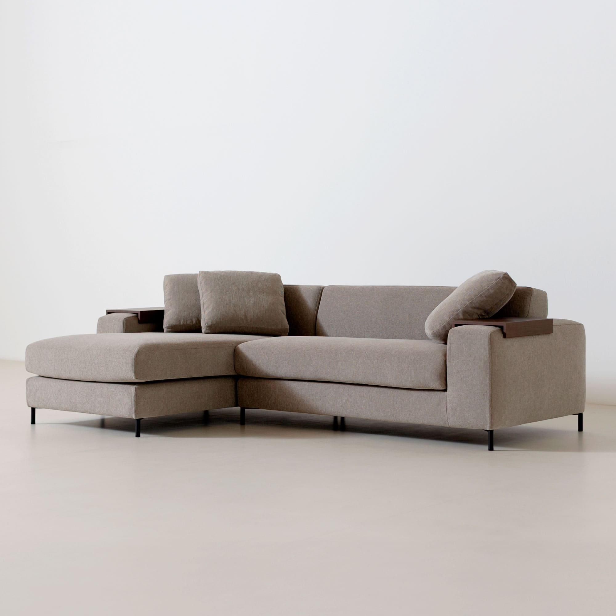 Decibel Traditional 2人掛けカウチソファセット」 製品詳細ページ