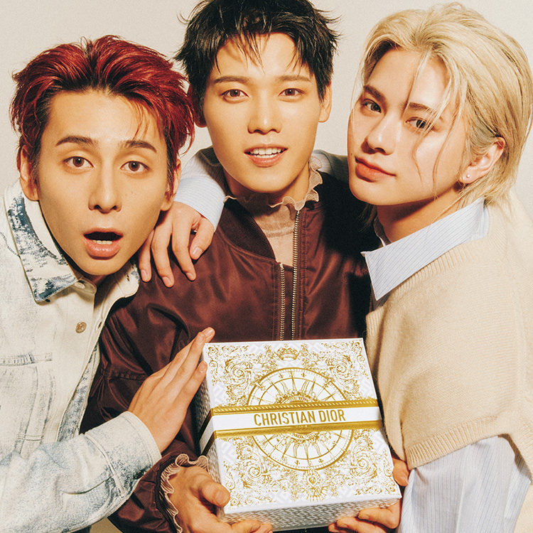 DIORのフレグランスから始まるINIと過ごすクリスマス - NYLON JAPAN