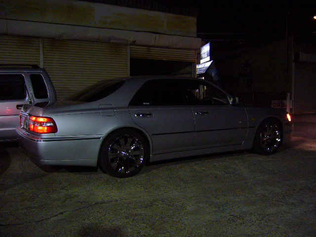 辻様Y33シーマ エイムゲインエアロ取付