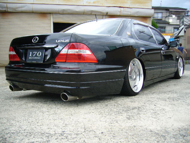 マフラー。エアロパーツ。セルシオ/アリスト/フィット/マジェスタ