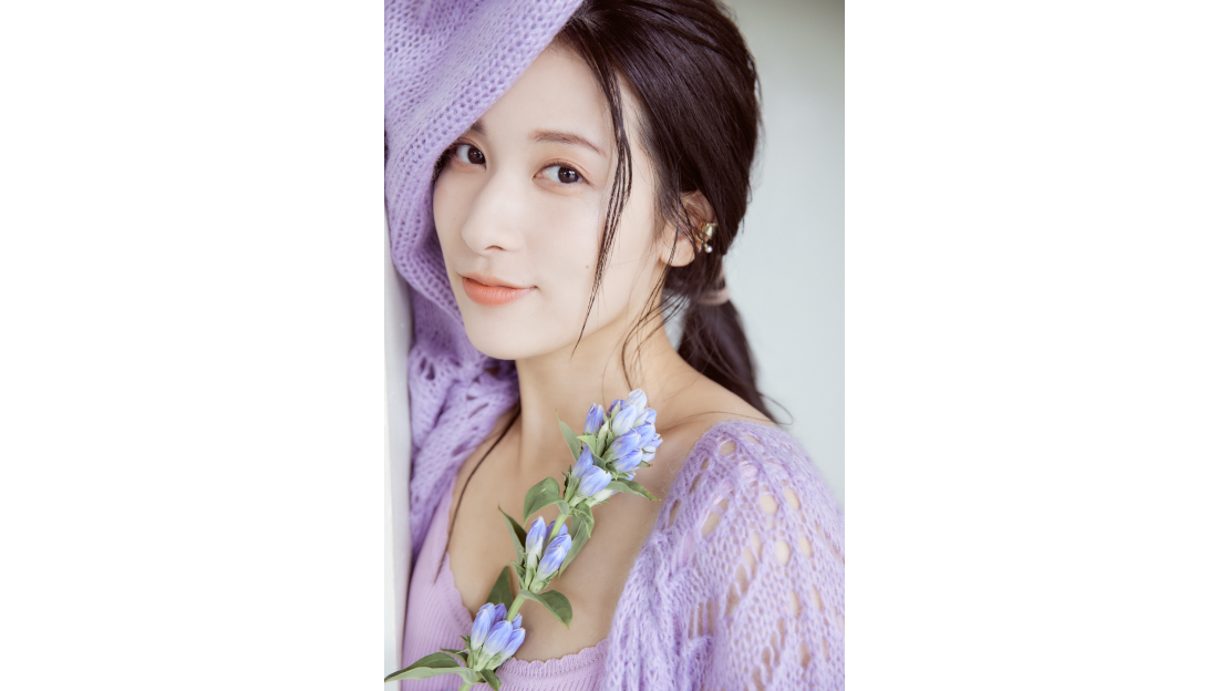 2025.12.24(水) 伊波杏樹 1st Album「Fiesta」アナログレコード＆Live