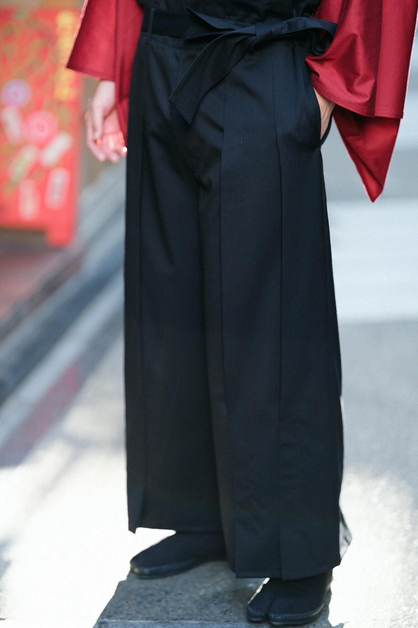 42双 梳毛（そもう） 袴形（はかまなり） 袷（あわせ）／濡羽色（ぬれば