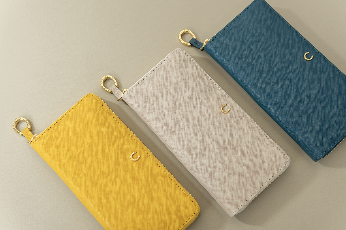 きらめく蹄鉄で大人かわいい革財布｜ピルエット ラウンド長財布