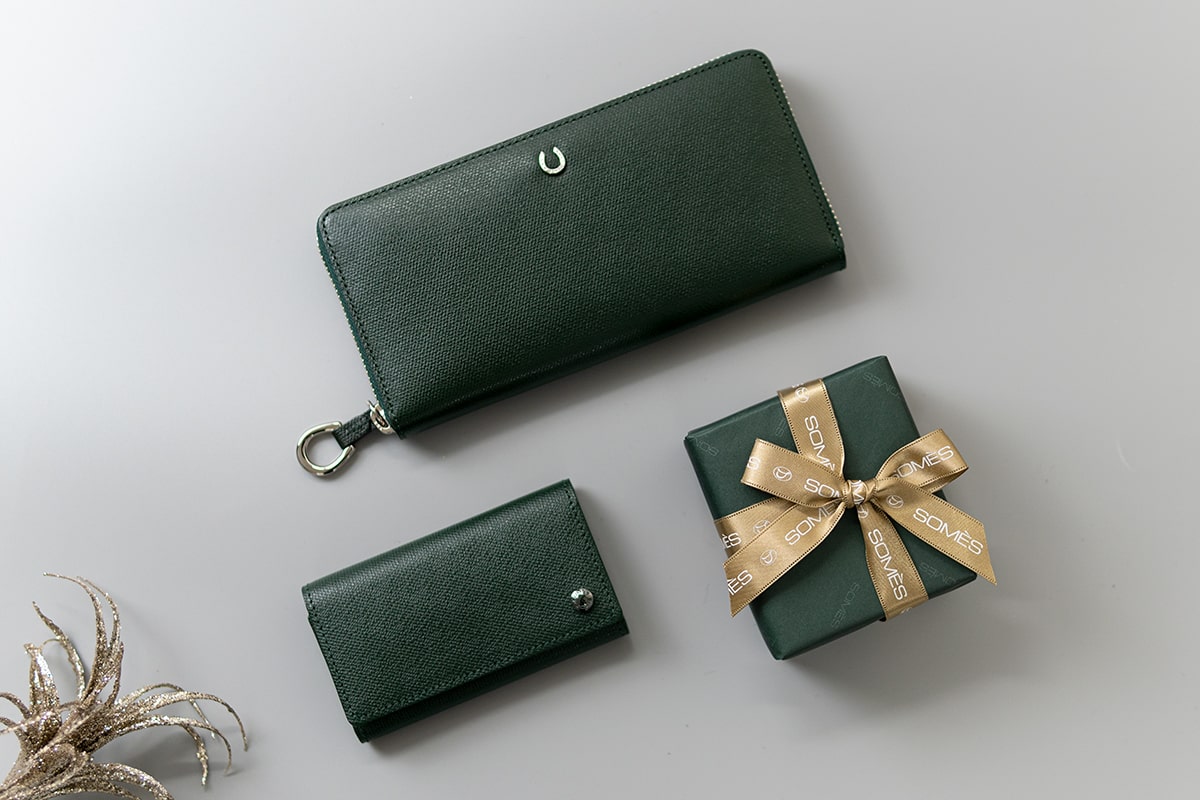 あなたに、わたしに、「グリーン」のレザーギフト｜ソメスならではの緑