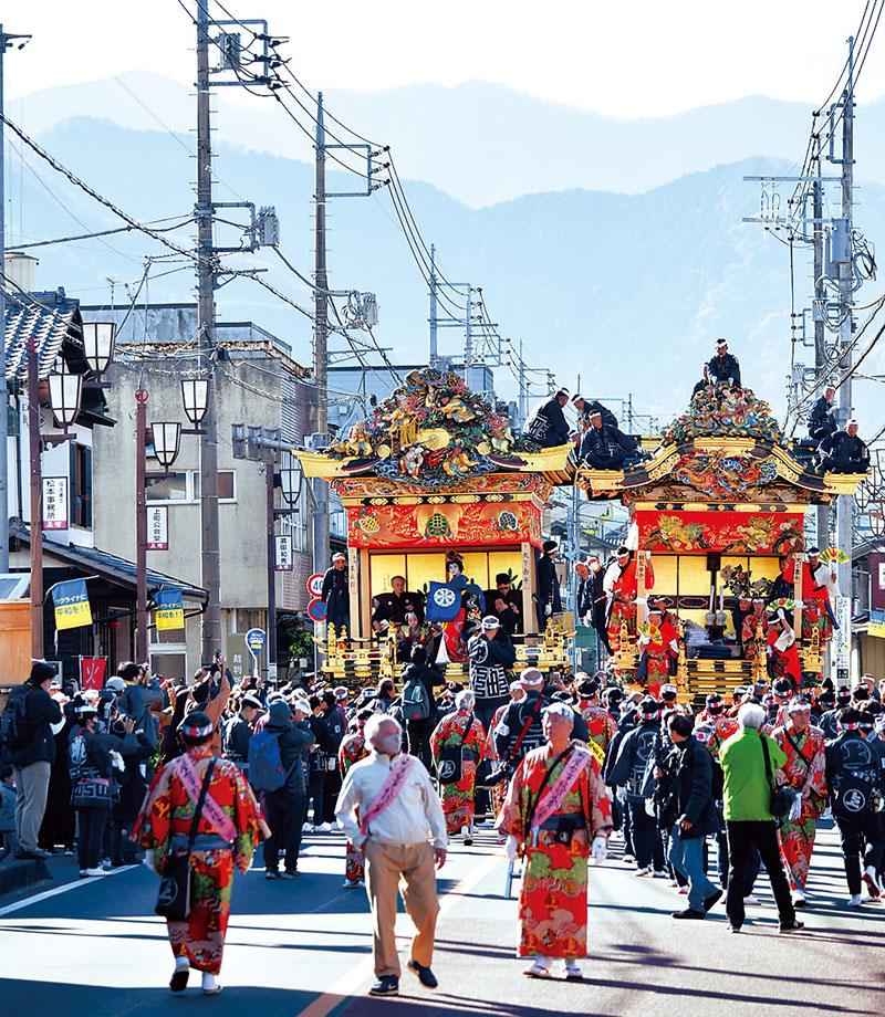 秩父に響く祭りの音色…日本三大曳山の「秩父夜祭」宵宮、夜まで活気