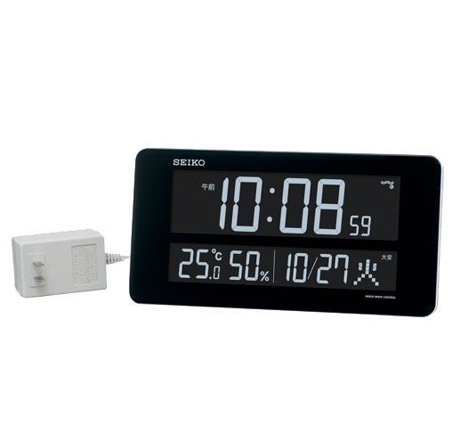 高コントラストで見やすいデジタル液晶表示を70色のデジタル電波