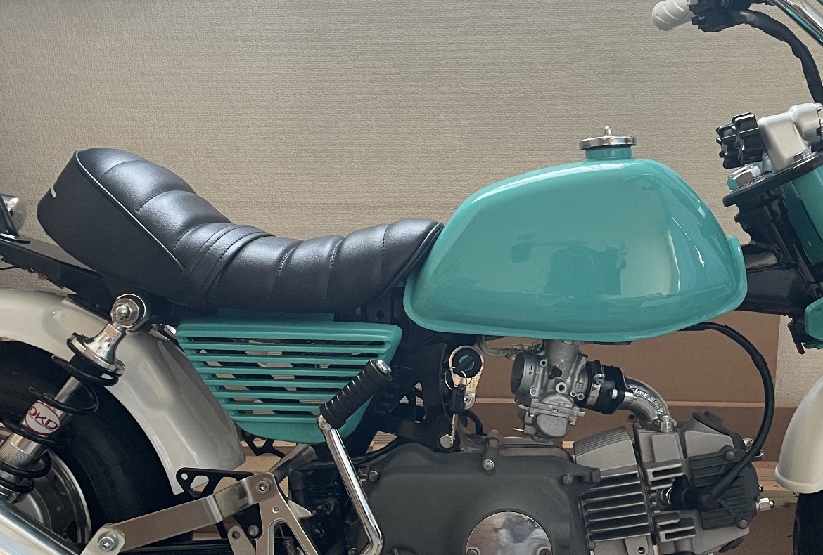 モンキー】4Lと5Lタンクはどっちでも取り付け出来る？ゴリラのタンクは