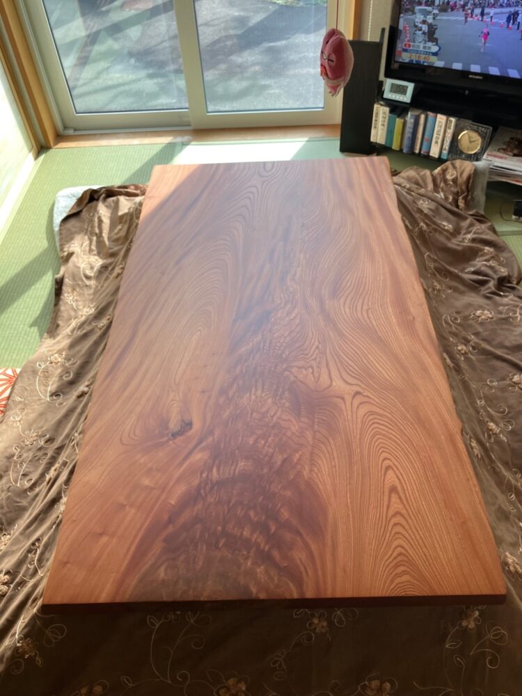 銘木 欅をこたつ天板に 宮城県K様 | 仙台箪笥専門店 欅（けやき）産業