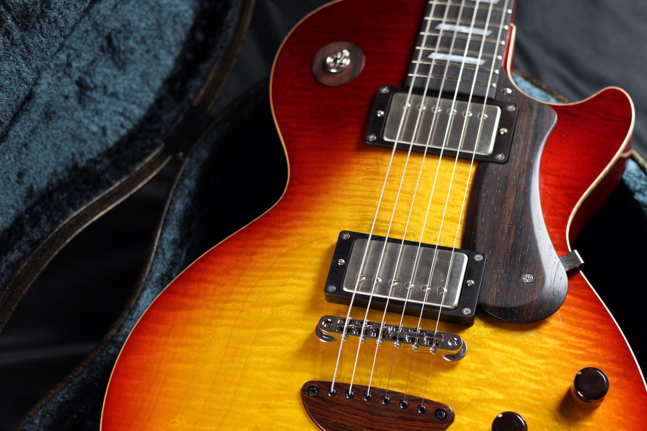 Bizen Worksオーダーモデル第3弾】Bizen Works Grain Arched Hard Rock