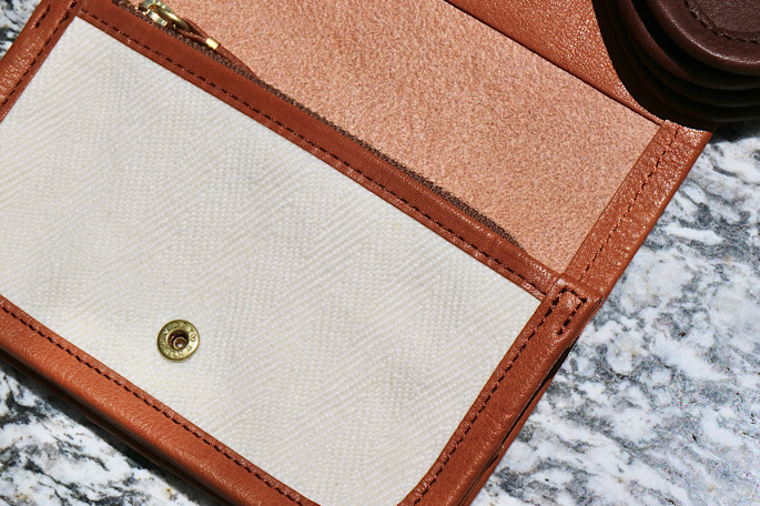 BONO -utility wallet L- | SLOW - スロウ 公式サイト | 革製のバッグ