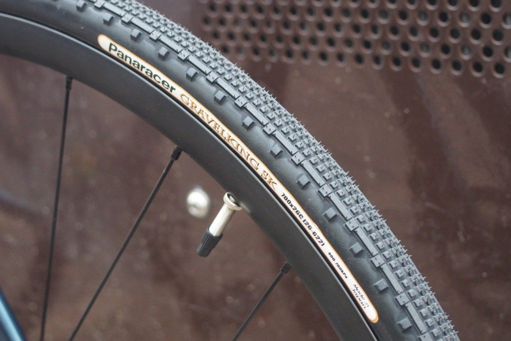 BLOG ロードバイクでもグラベルにチャレンジしたい人にオススメな