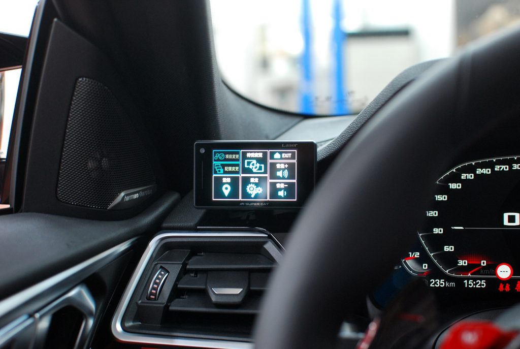 待望のNewモデル！レーザー&レーダー探知機 Yupiteru製Z910L、その後も