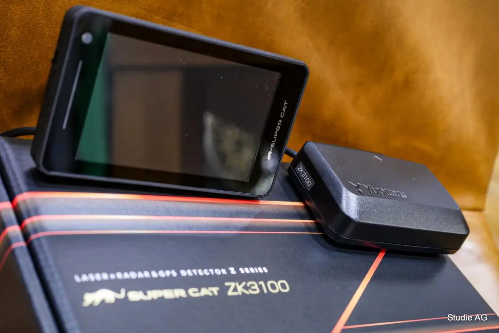 最新！最強！YUPITERU レーザー/レーダー探知機！ZK3100新発売♪BMW