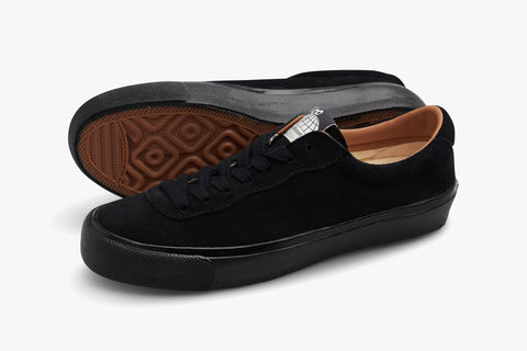 VM001 SUEDE LO - Black/Gum D13 - styrus