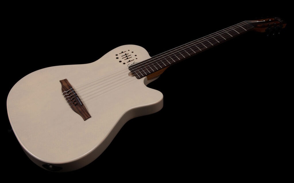 Godin Multiac Nylon Mundial - ozark cream Classical guitar 4/4 size