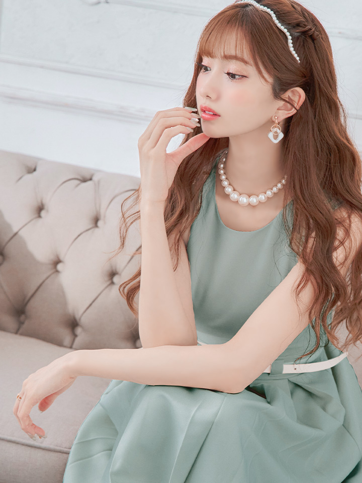 Lサイズあり【DEA./ディア】ワンカラー/ ノースリーブ/ ベルト付き