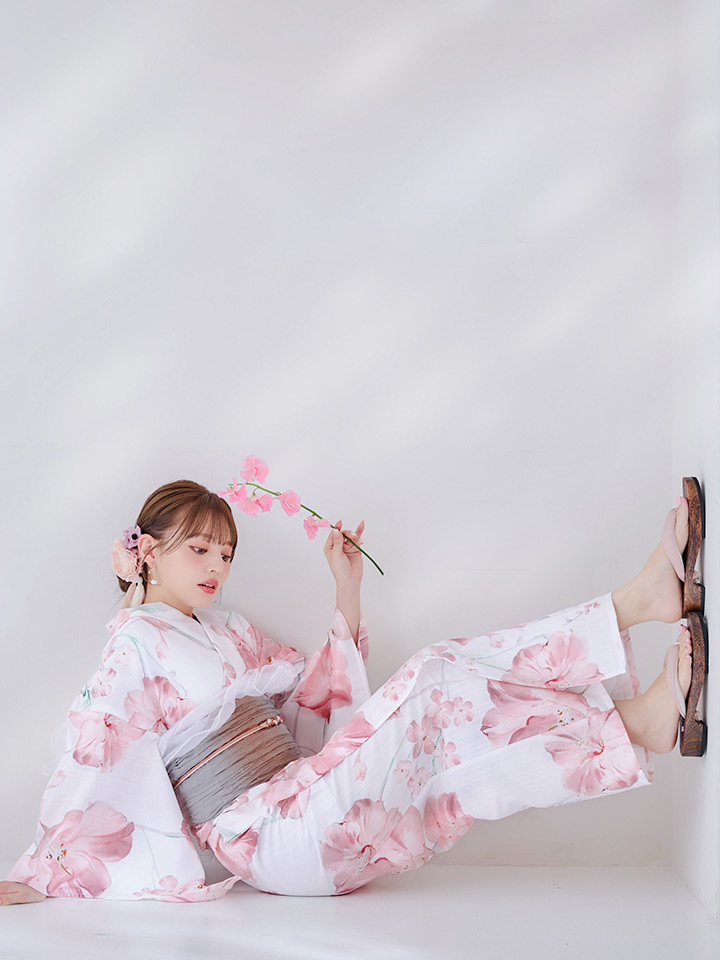 即日発送】ニュアンスピンク水彩朝顔浴衣 【浴衣3点セット 浴衣/帯