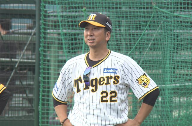 阪神タイガース・藤川球児新監督が始動 甲子園で秋季練習スタート