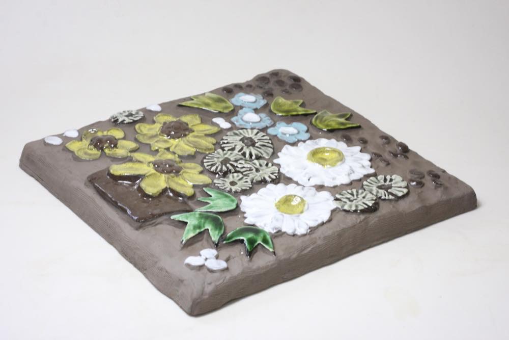 Jie gantofta/ジィ ガントフタ/チューリップ陶板の壁掛け