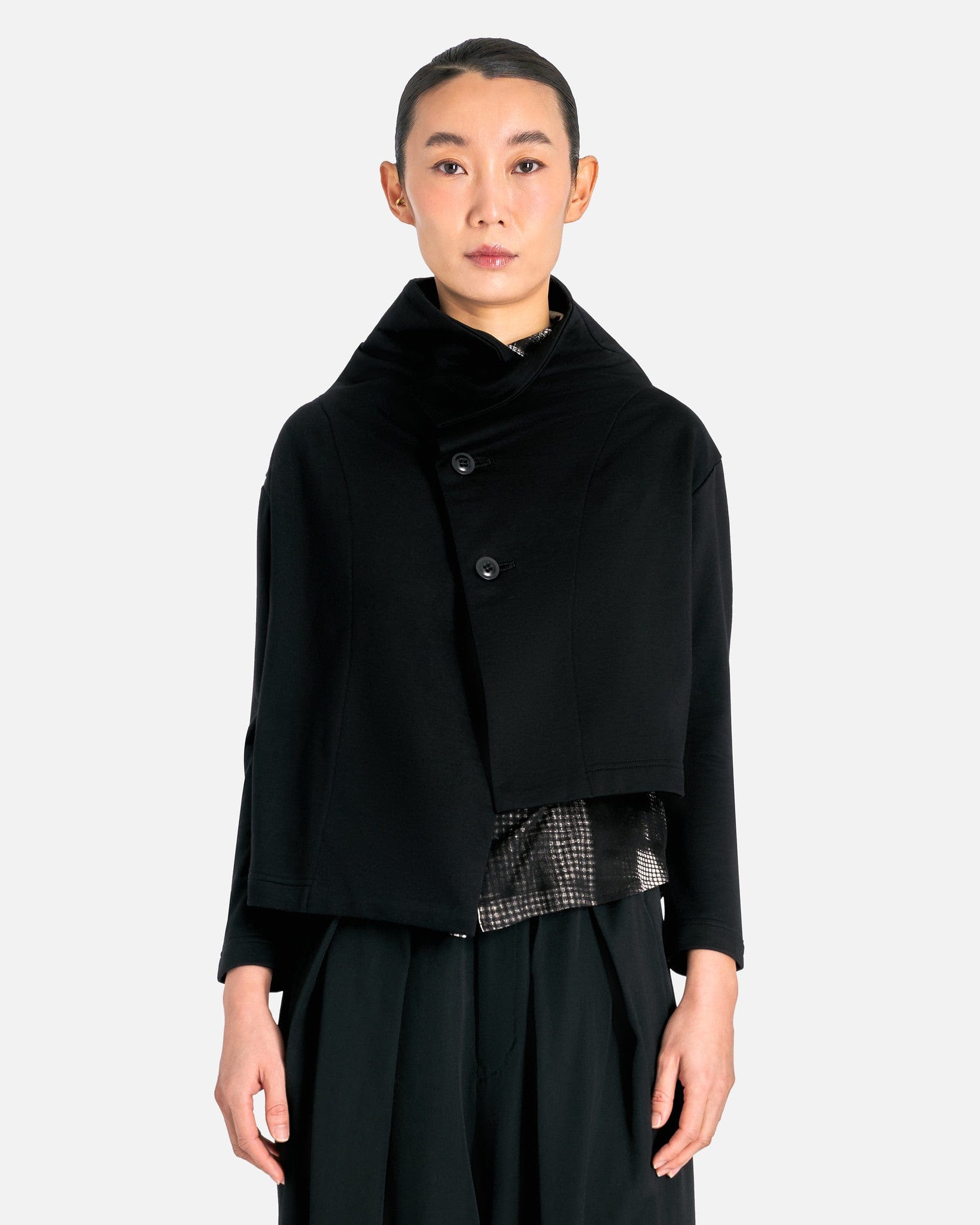 Cropped Asymmetry Jacket in Black – SVRN