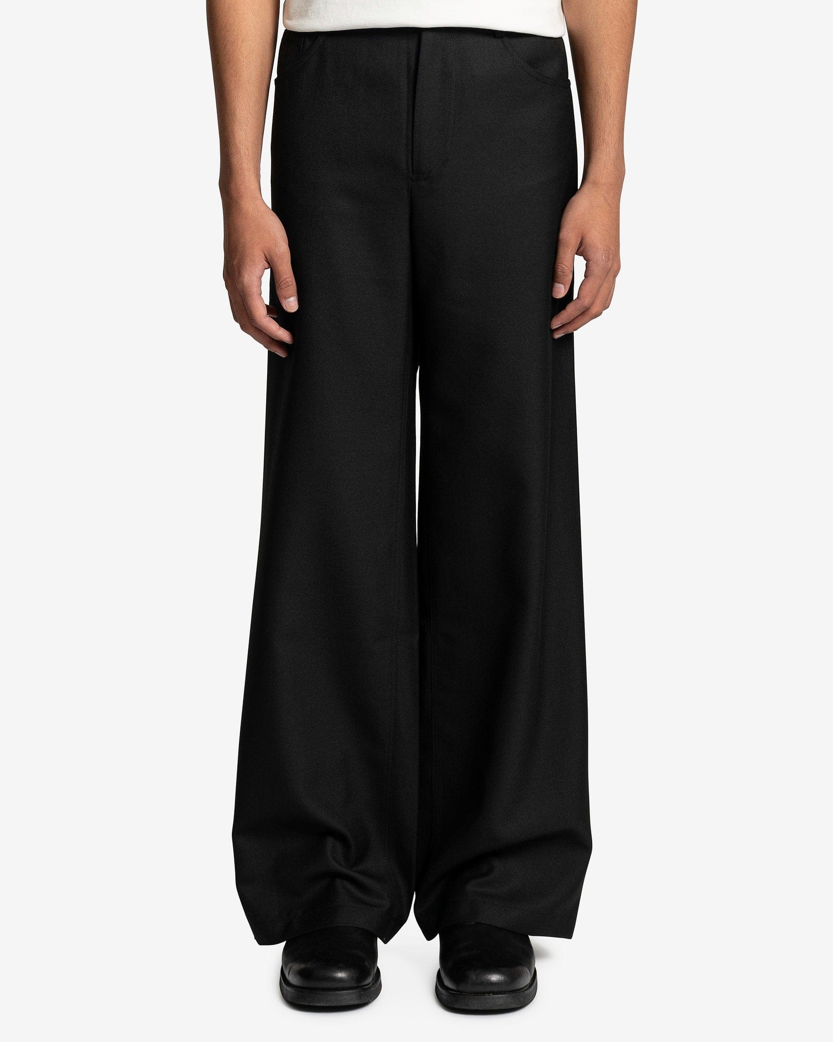 Jiro Trouser in Black Wool – SVRN