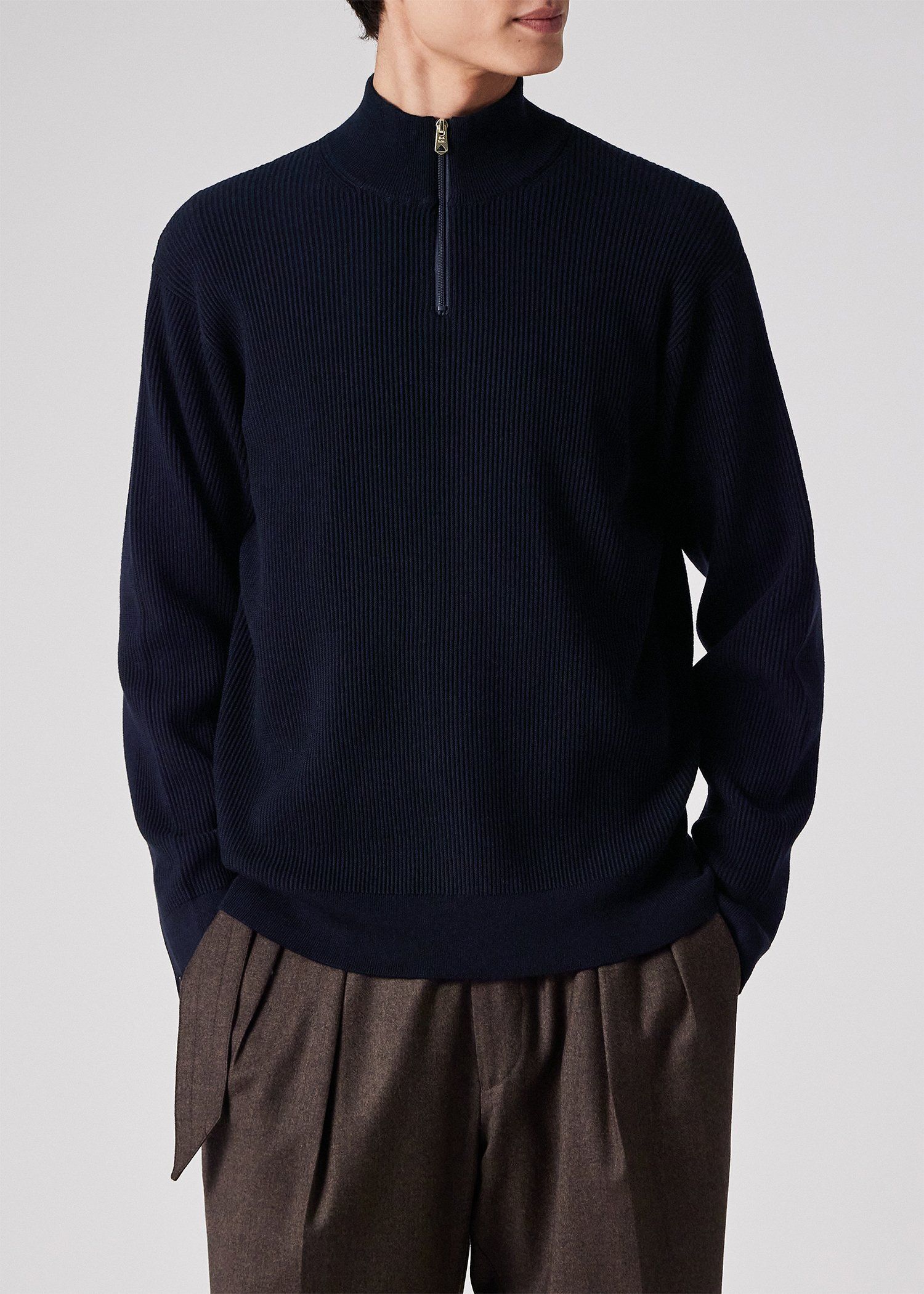 シグネチャーストライプテープ ハーフジップニット（ネイビー