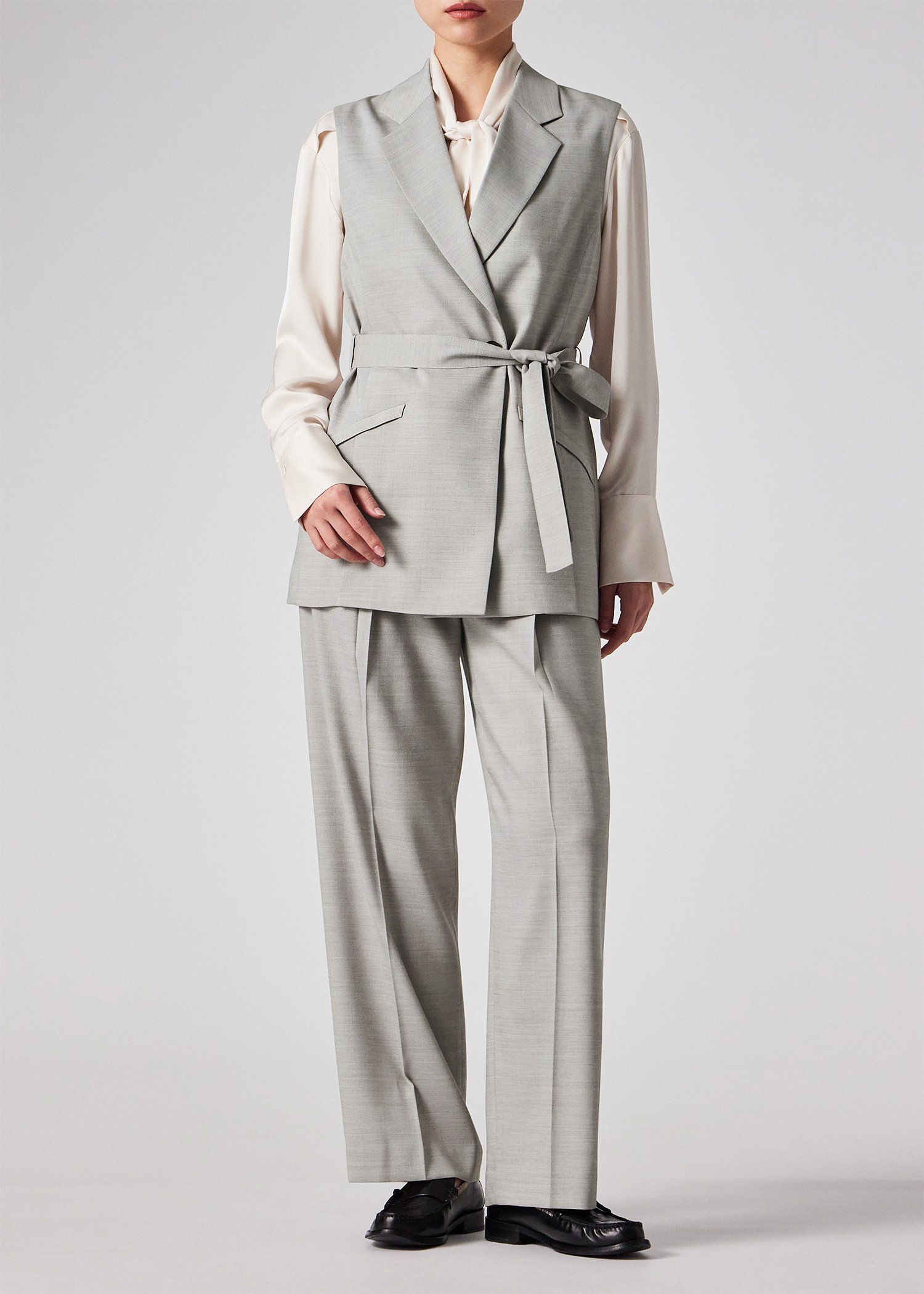 ウィメンズ オケージョン セットアップ ジレ（グレイッシュベージュ