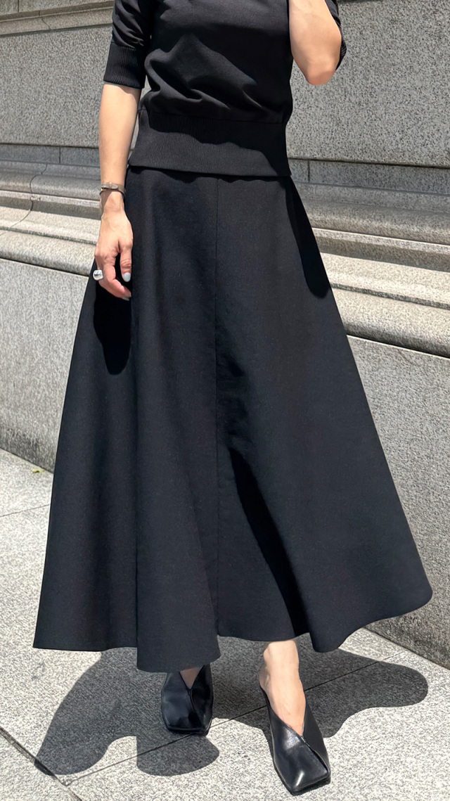 エアリーニットフレアスカート【UVカット・マシンウォッシャブル