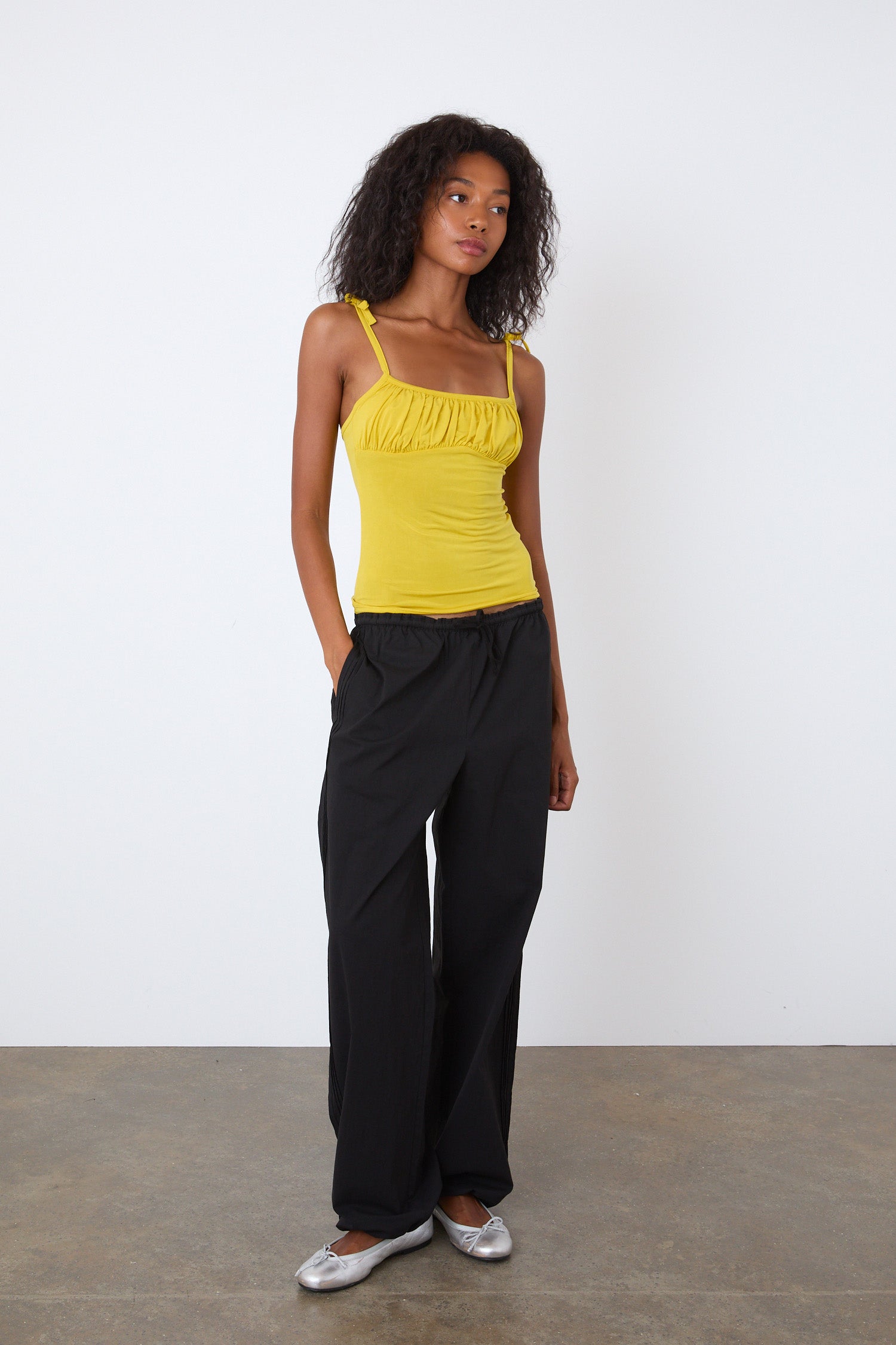 The Kylie Cami Top, Dijon – Peachy Den