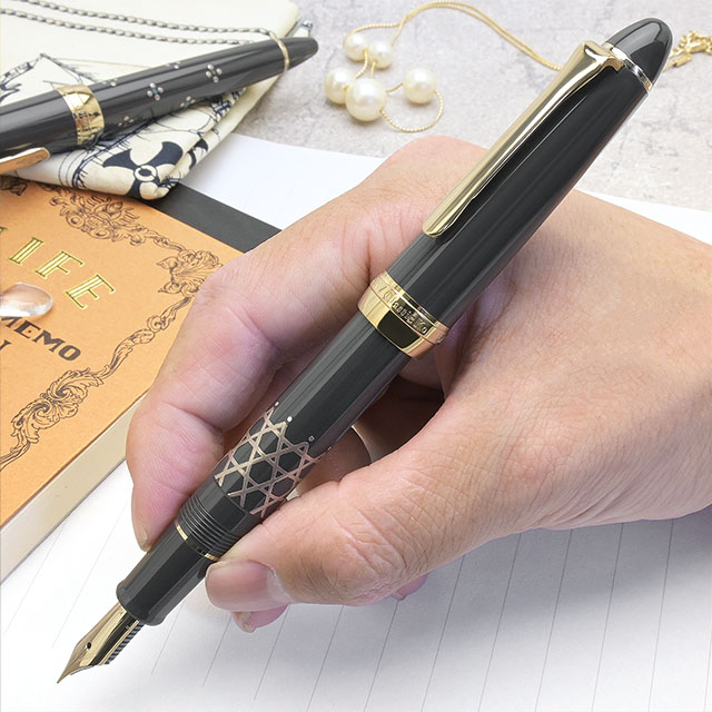 SAILOR セーラー万年筆 蒔絵文房万年筆 Classic Ko グレー | ペンハウス