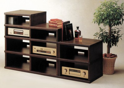 スタック構造でカスタマイズ自由自在 － ADKのオーディオ/シアター