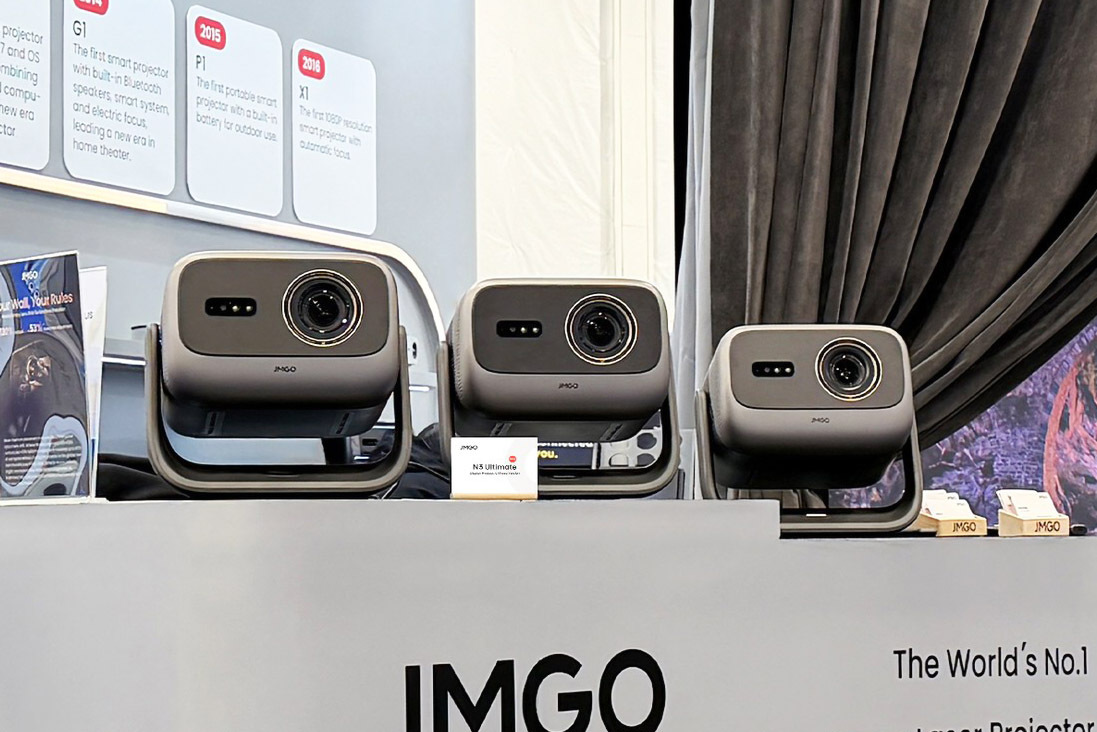 CES＞JMGO、“映像が空間にフィットする”次期フラグシップ