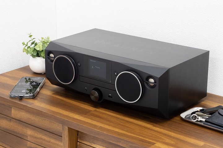 省スペースで大画面」を手軽に実現 － 超短焦点プロジェクター BenQ