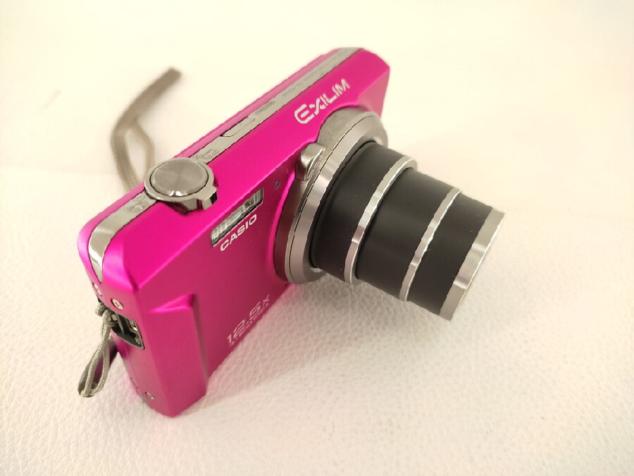 デジタルカメラ CASIO EXILIM EX-ZS150 をお買取入荷しました。｜2023