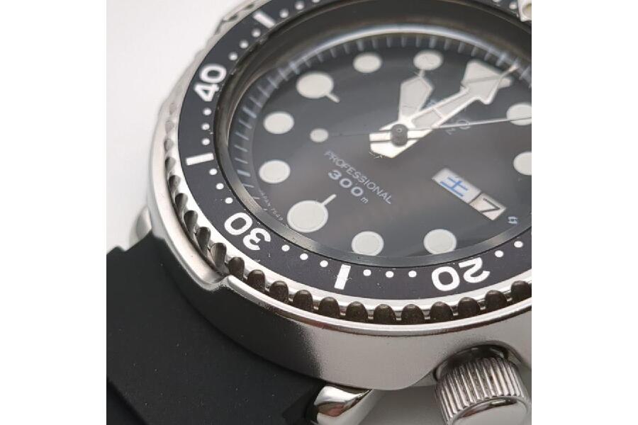 セイコー プロフェショナルダイバー300 7549-7010 クォーツ ツナ缶