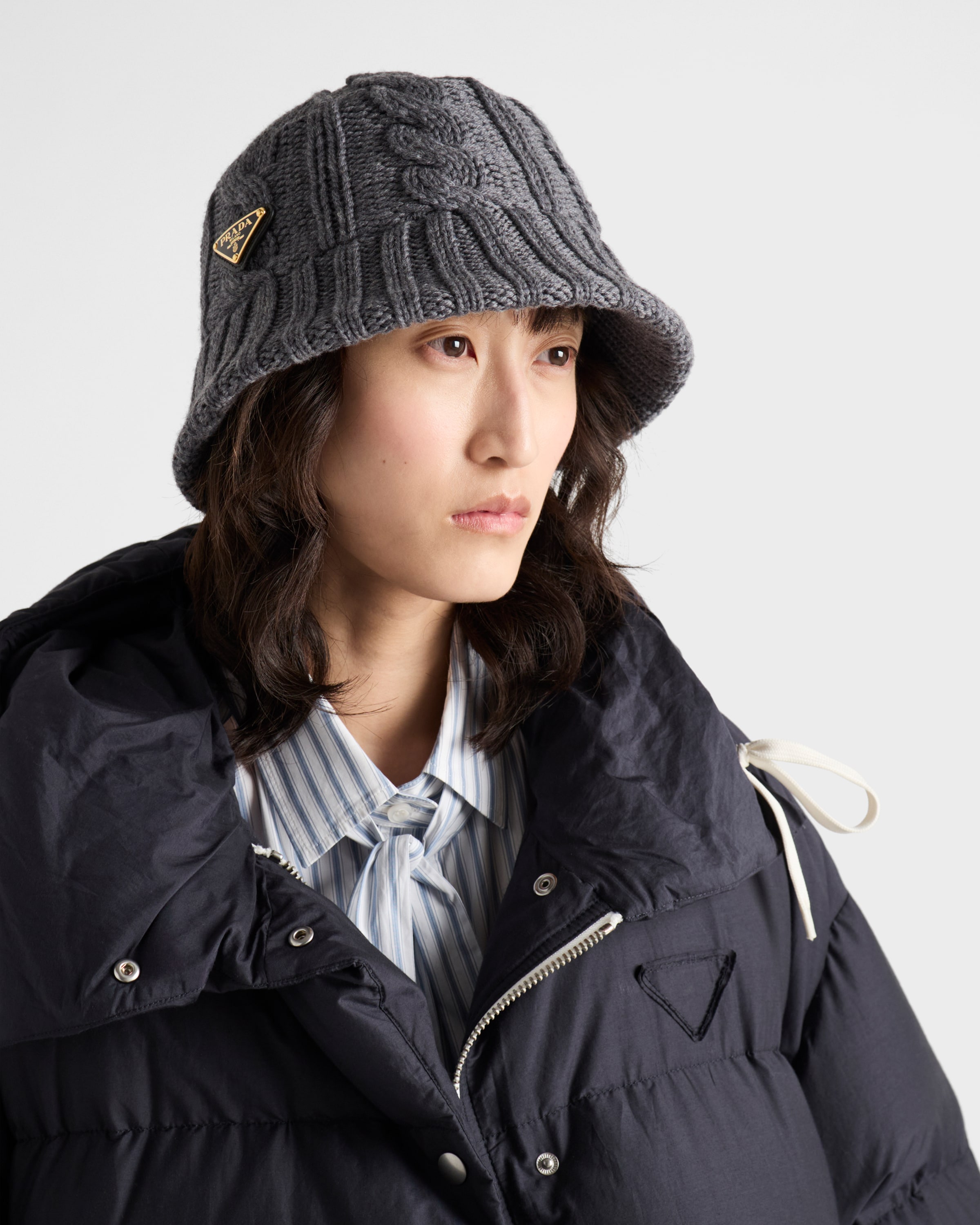 スレートグレー ウール バケットハット | PRADA