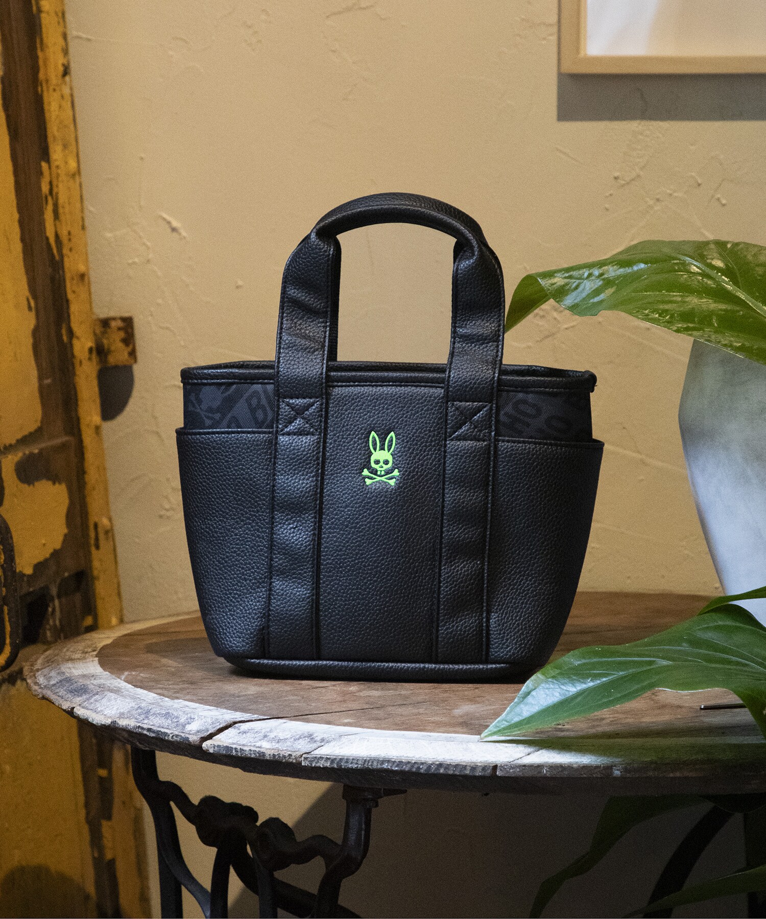 GOLF]ラウンドバッグFLAGSHIP｜Psycho Bunny｜サイコバニー 公式