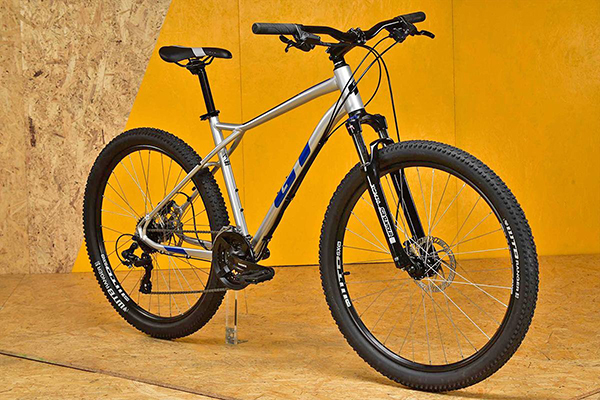 aaa30グラベル仕様GT MTB カーボンホイール付 aaa30グラベル仕様GT MTB