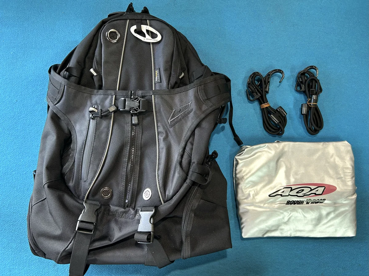 積んでヨシ、背負ってヨシ！ライダーの強い味方な二刀流バッグ