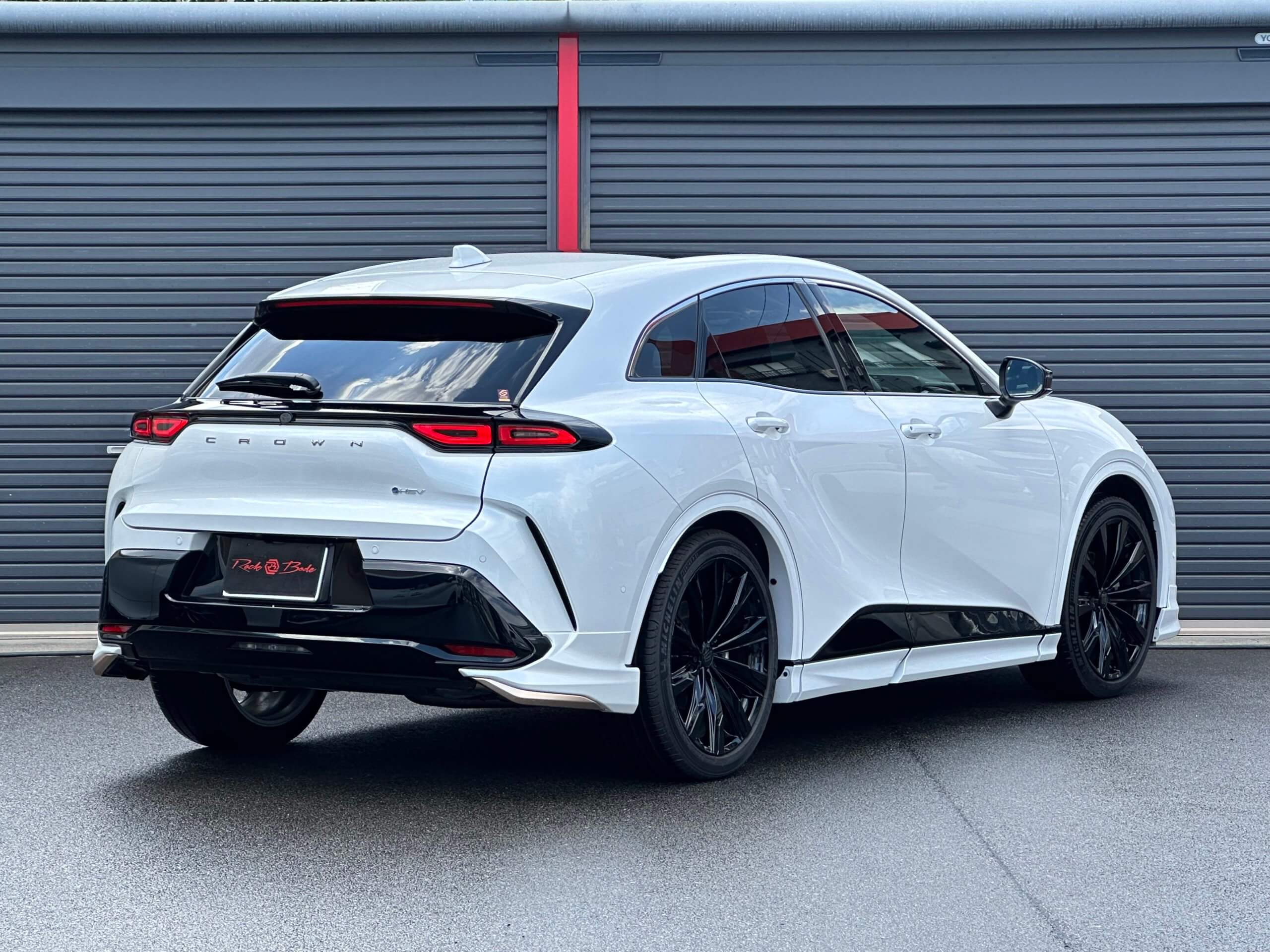 トヨタ クラウンスポーツ Z 入庫しました☆ | ロックボデーマガジン