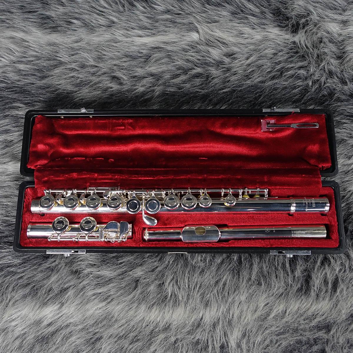 (16) YAMAHA ヤマハ フルート YFL-311 Eメカ付 程度良好 YAMAHA ヤマハ フルート YFL-311 シルバー 頭部管銀製 Eメカ ケース付