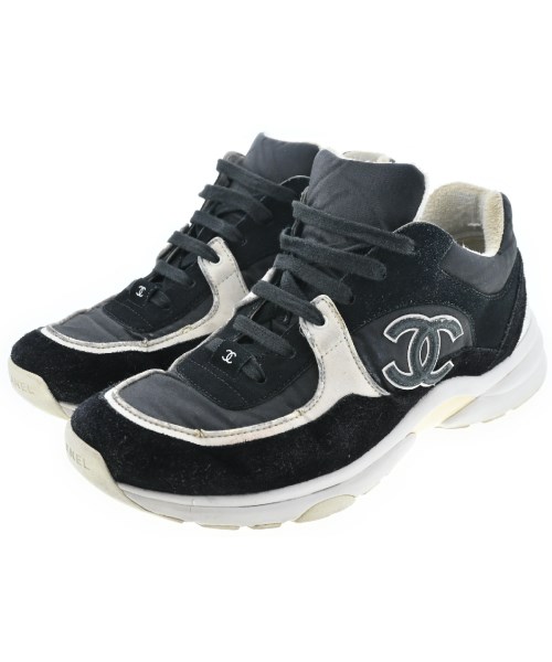 CHANEL（シャネル）スニーカー 黒 サイズ:42(27cm位) メンズ