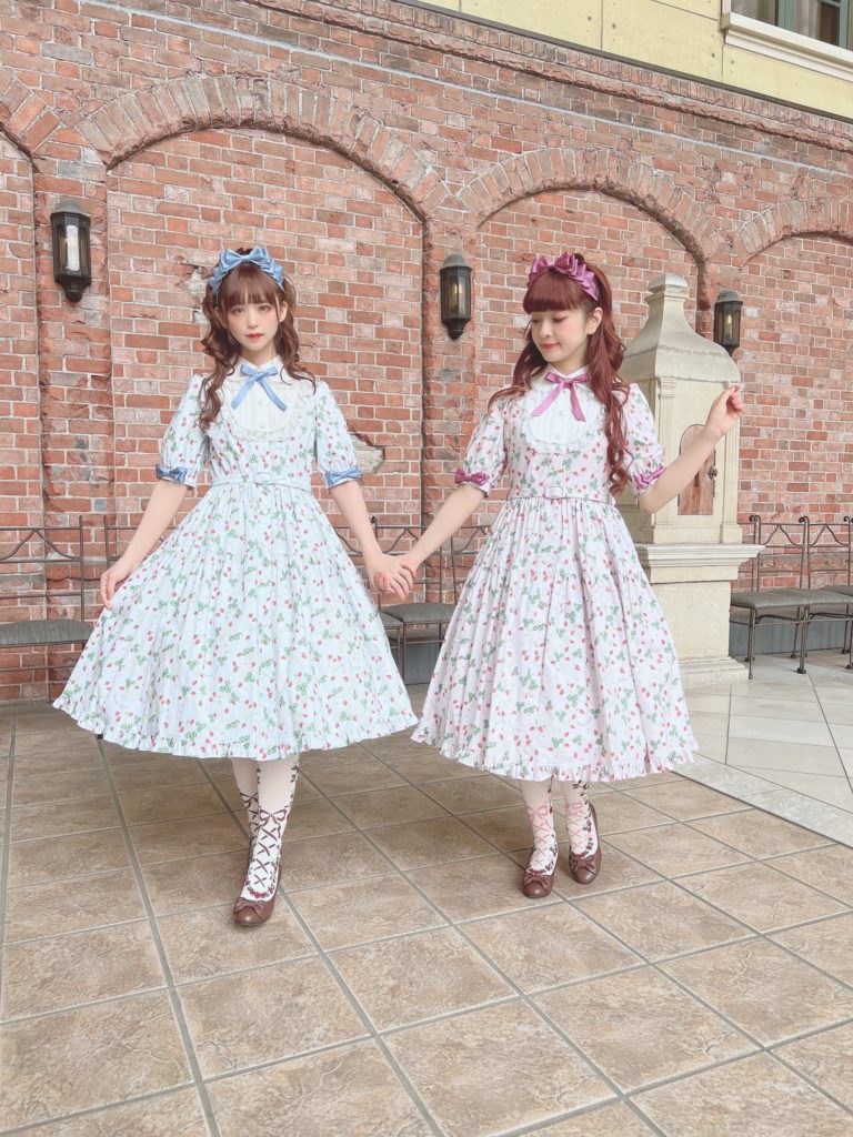 Innocent World 2022S/S Collection – Crimson Reflections