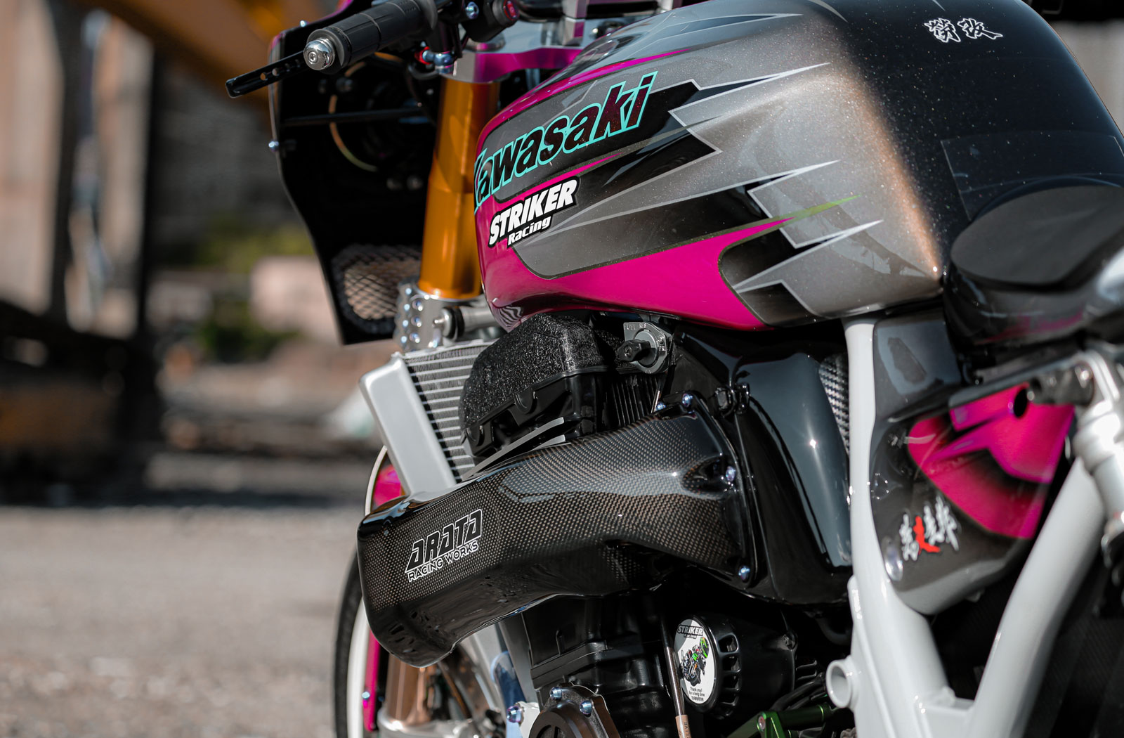 NJ-Daiken: Kenkenmoto Kawasaki ZRX1200R - Return of the Cafe Racers