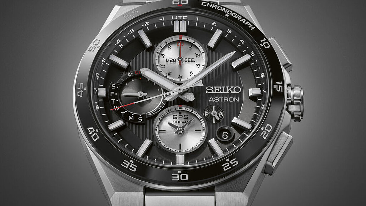 Red Dot Design Award: Seiko Astron GPS Solar Dual-Time Chronograph