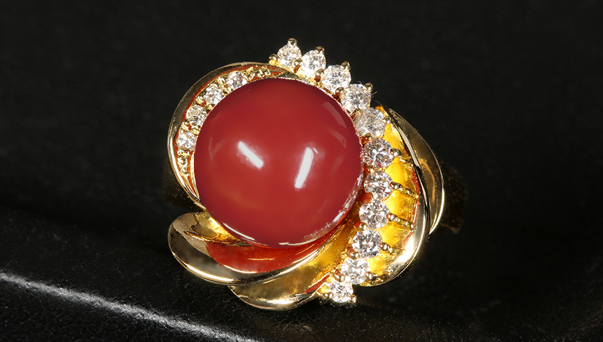 血赤珊瑚 10.7㎜ ダイヤモンド イエローゴールド リング(指輪)【品質
