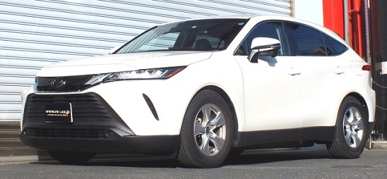 ハリアー4WD、ローダウン後のリアタイヤ片減り防止対策に