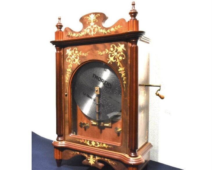 Thorens『Santa Lucia / Ave Maria Gounod 他』 ディスク オルゴール