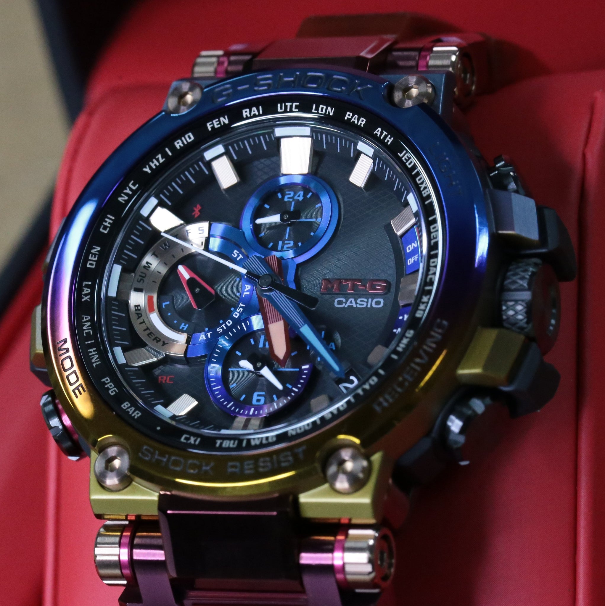 Casio G-Shock MT-G Evoking Volcanic Lightning Special MTGB1000VL