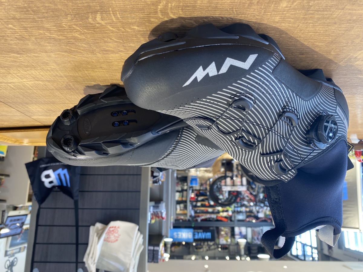 冬場の通勤やサイクリングにおすすめのウィンターシューズが快適です